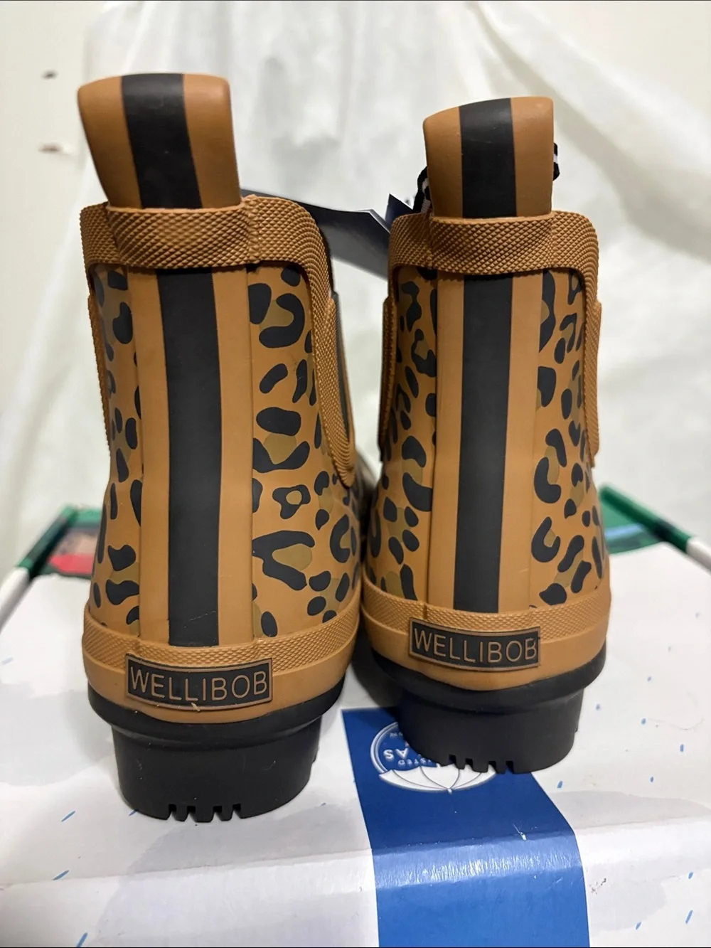 Joules waterproof leopard